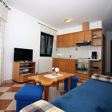Apartmani Amado/Lozic Zadar Habitación foto