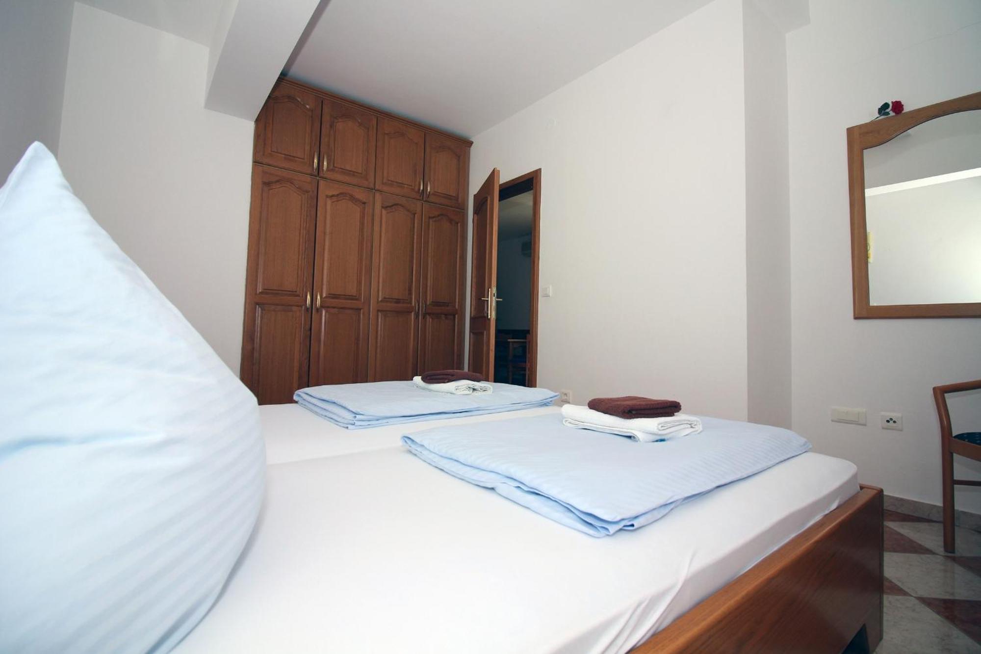 Apartmani Amado/Lozic Zadar Habitación foto